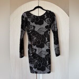 Bella Luxx Black and Gray Floral Long Sleeve Dress